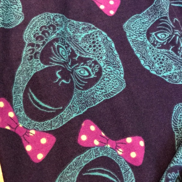 One Size LuLaRoe Monkeys w/bow ties leggings - Picture 2 of 4